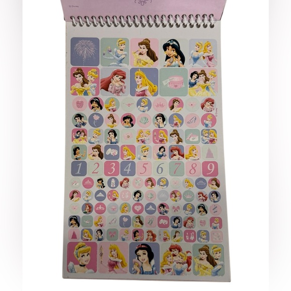 Disney Princess Stickerbook & Activity Pad with Princess Canvas Bag & 8 Markers - Picture 10 of 13